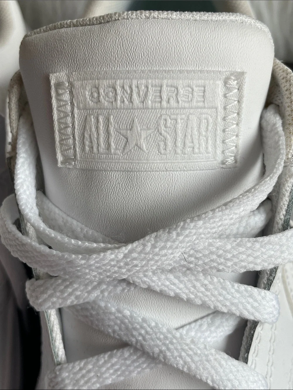 Converse Comfort Cushion Sneakers Size 6.5 NWOT
